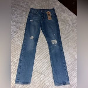 New With Tags Levi’s 501 Skinny Jeans